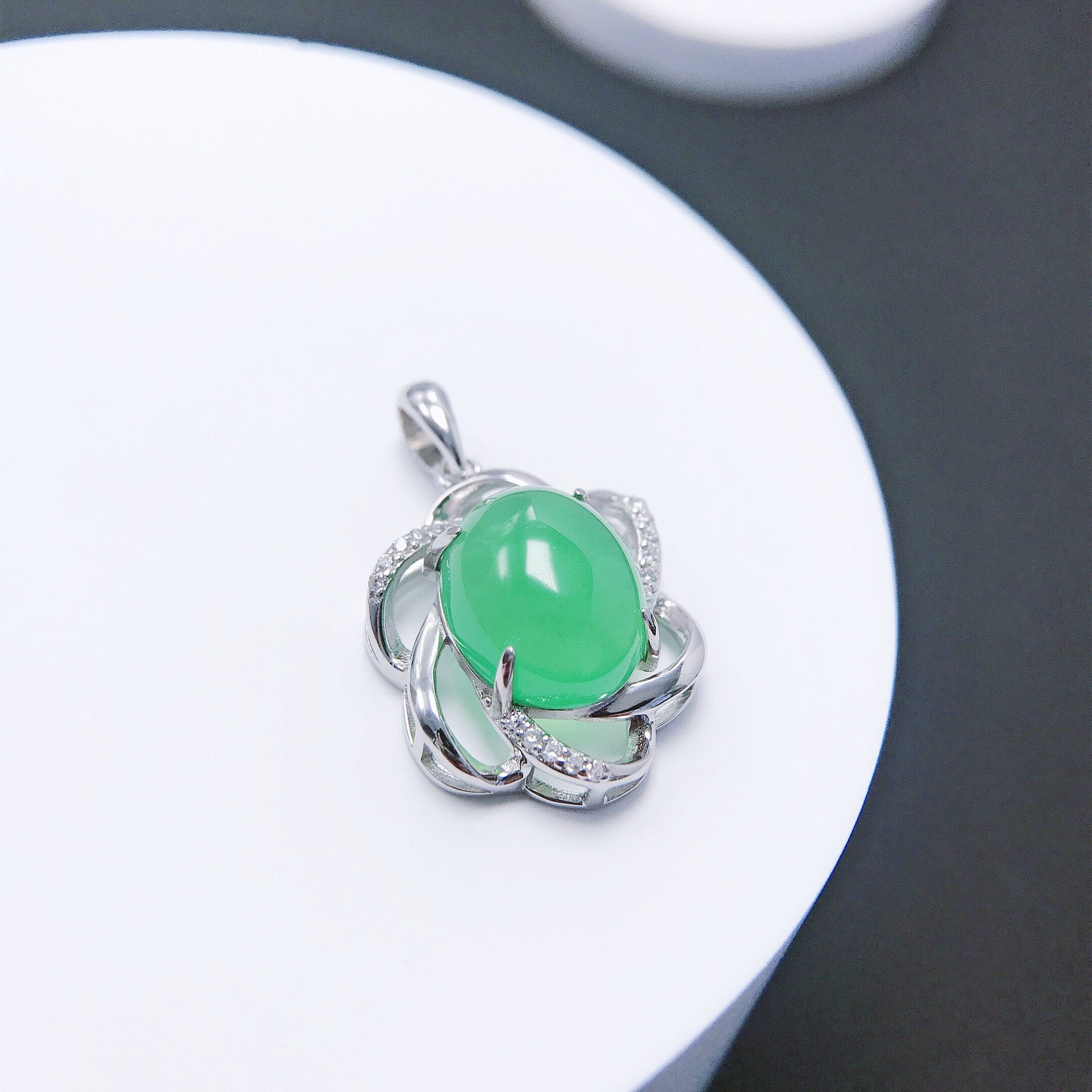 Gold Art Silver and diamond-set Sun Green Jadeite Chalcedony Petal Pendant|Festival gift Precious gift with oriental poetry