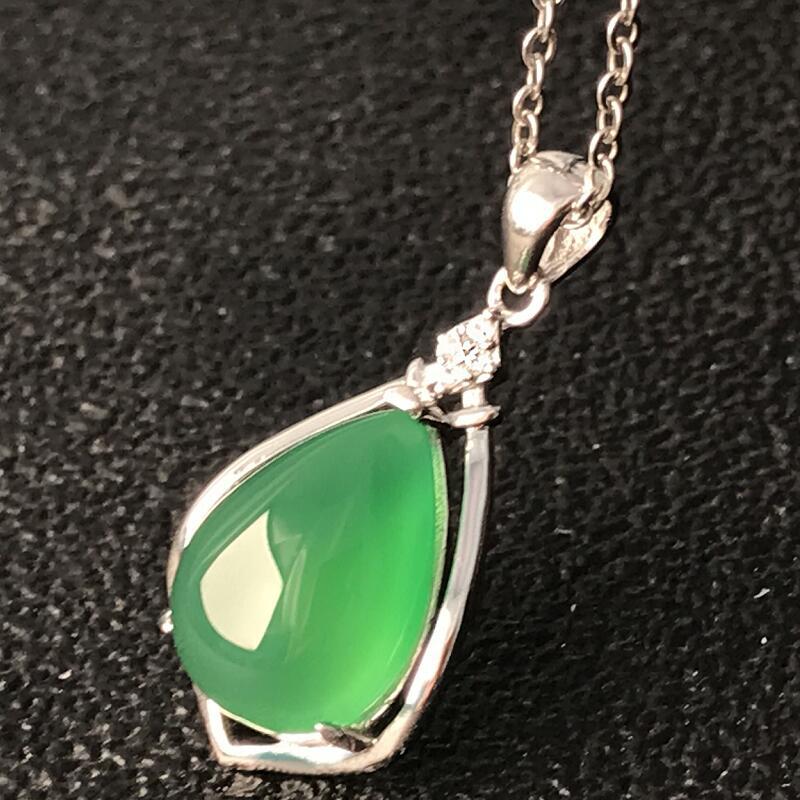 Gold Art Natural green chalcedony water drop silver diamond pendant S925 silver necklace daily wear birthday gift temperament clavicle chain