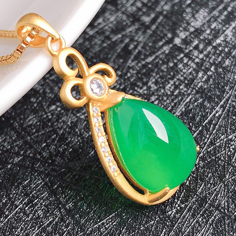 Gold Art S925 silver natural chalcedony pendant ancient gold pendant female teardrop-shaped clavicle chain accessories