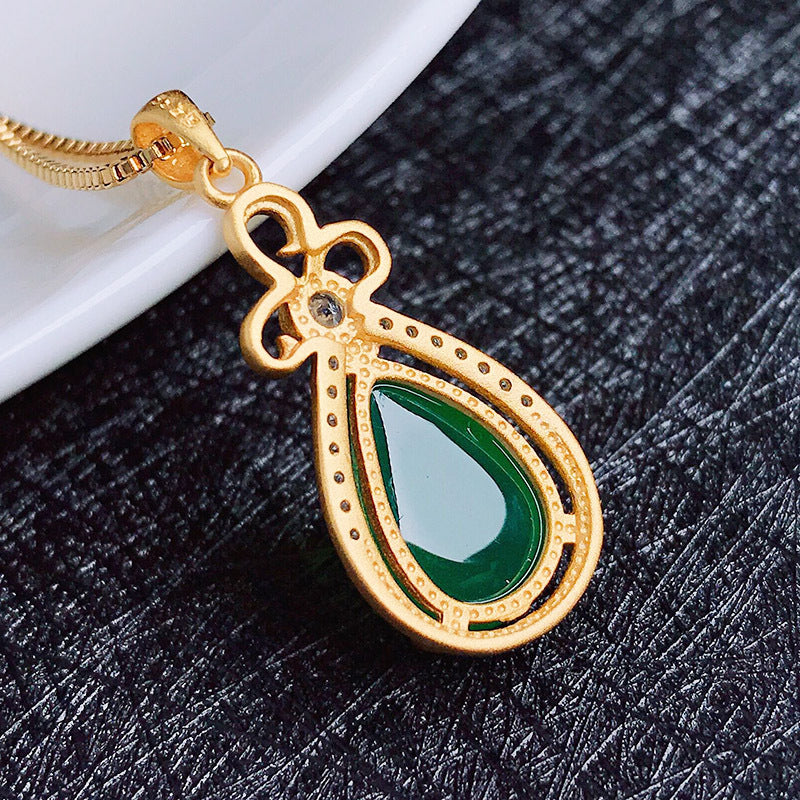 Gold Art S925 silver natural chalcedony pendant ancient gold pendant female teardrop-shaped clavicle chain accessories
