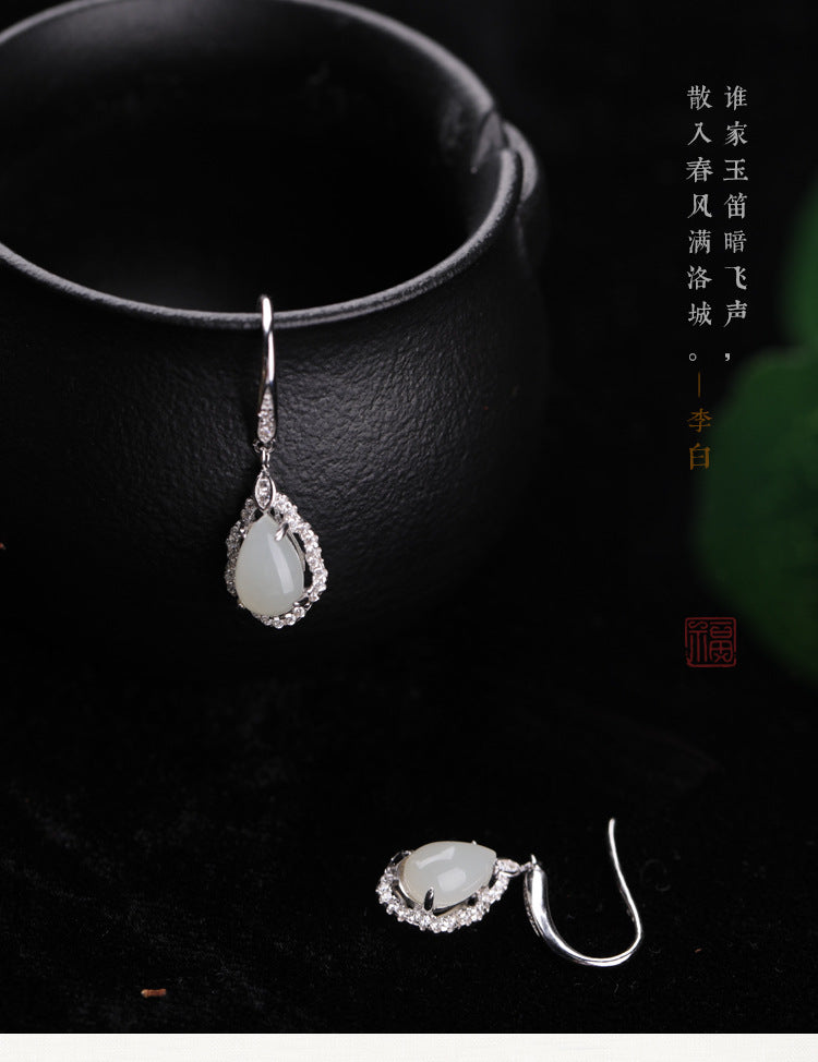 Gold Art  Exquisite platinum-plated Nephrite jade earrings – teardrop-shaped design with cubic zirconia, perfect for everyday wear or gift giving