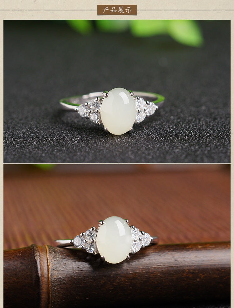 Gold Art With certificate | 925 sterling silver and Hetian jade egg-shaped ring  Classic diamond-set design | Suitable for daily use / gift giving / commuting Natural jade + silver support to preserve color Elegant and detailed
