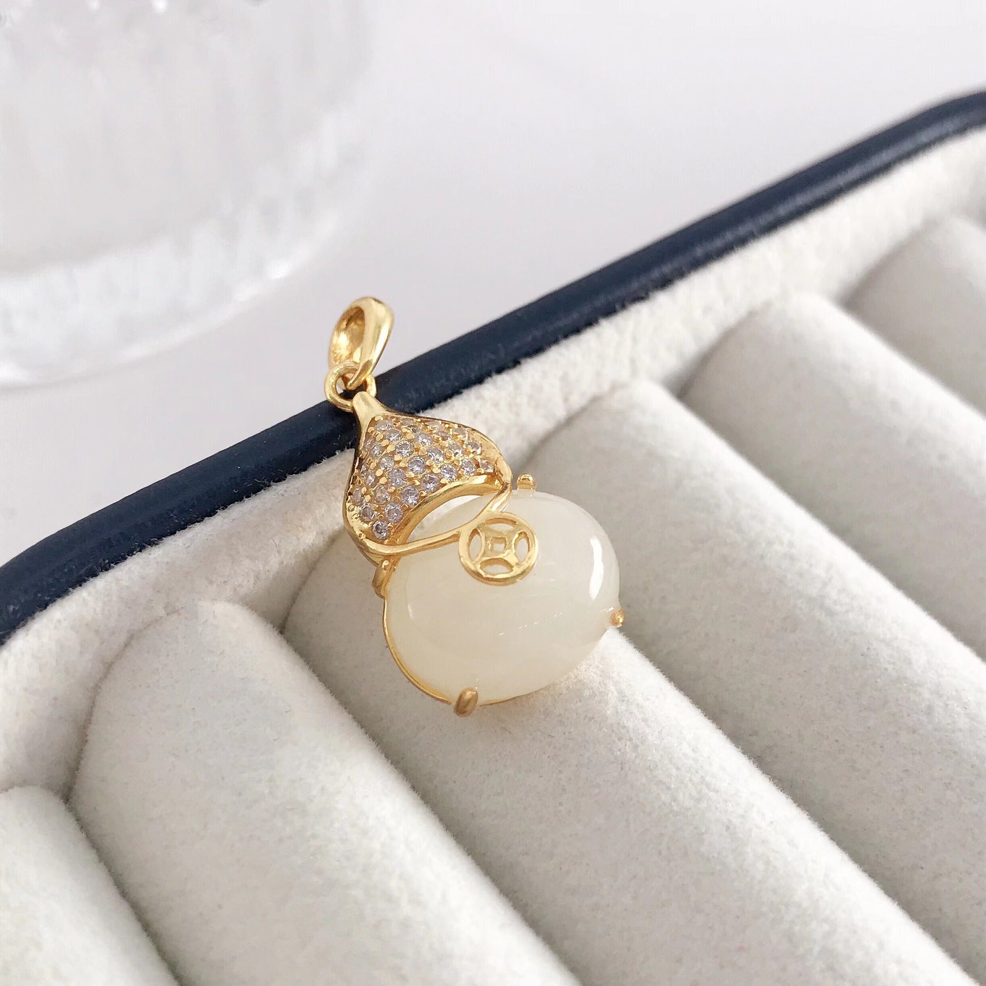 Gold Art Hetian Jade Gourd Necklace with Gold Plating & Cubic Zirconia – Perfect for Daily Wear, Events & Gifting