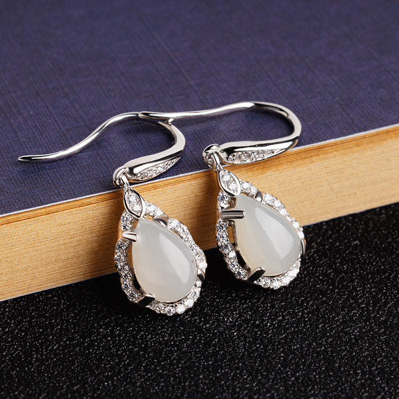 Gold Art  Exquisite platinum-plated Nephrite jade earrings – teardrop-shaped design with cubic zirconia, perfect for everyday wear or gift giving