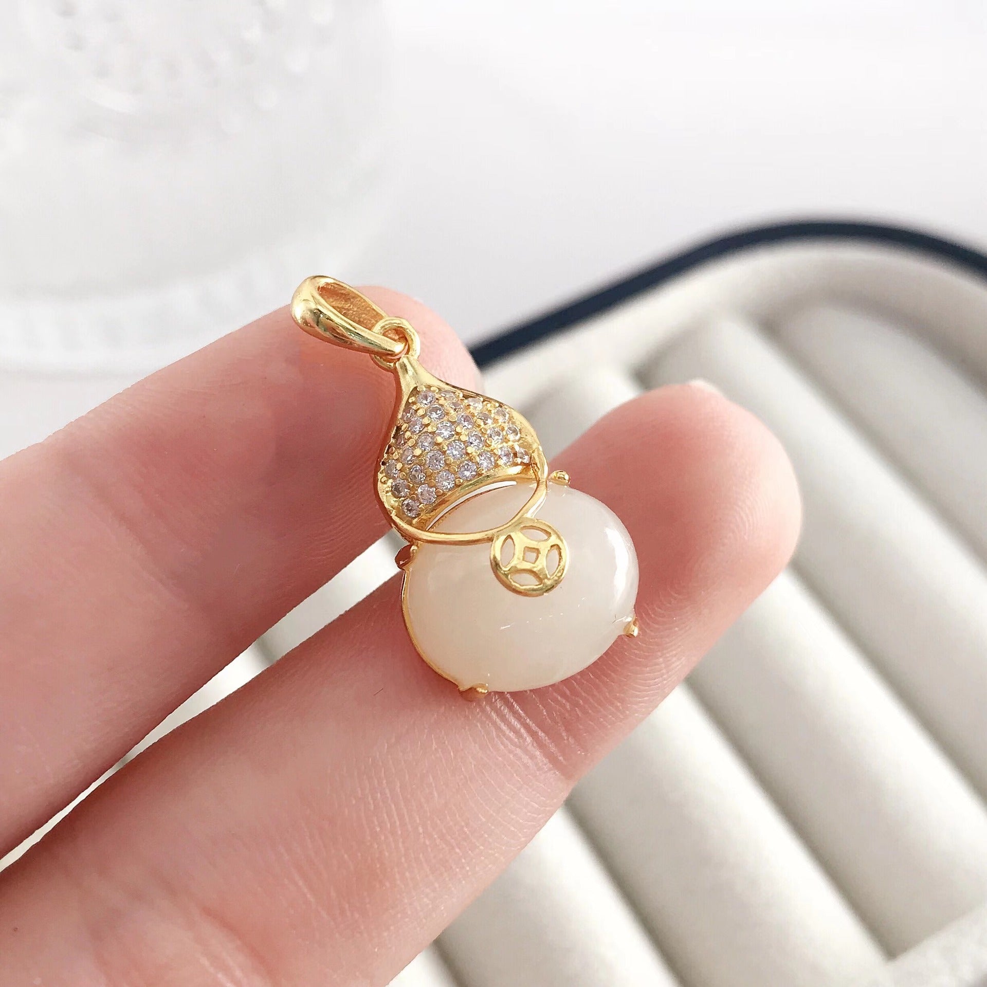 Gold Art Hetian Jade Gourd Necklace with Gold Plating & Cubic Zirconia – Perfect for Daily Wear, Events & Gifting