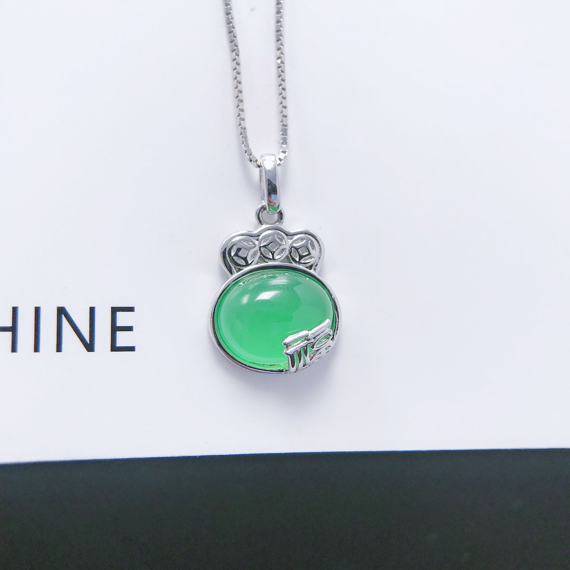 Gold Art Green chalcedony blessing copper coin silver pendant daily wear Mother's Day gift retro necklace